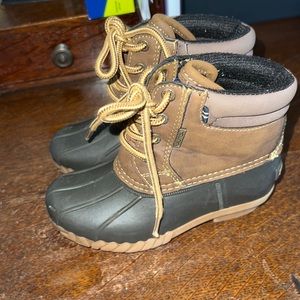 9c gently worn boots